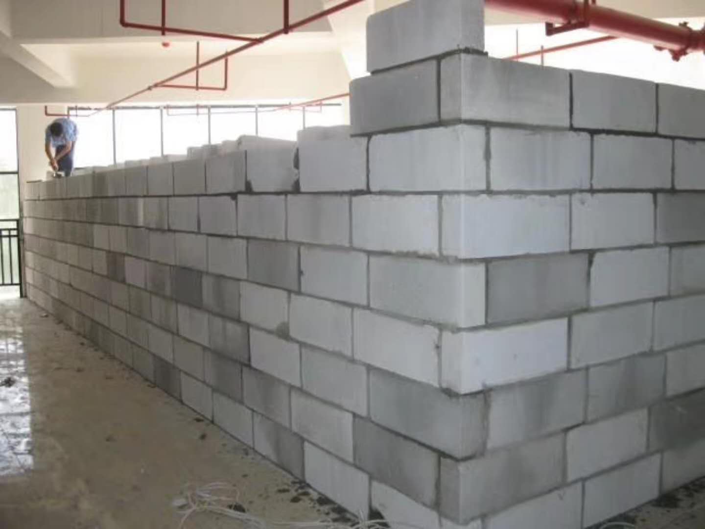 栾城蒸压加气混凝土砌块承重墙静力和抗震性能的研究